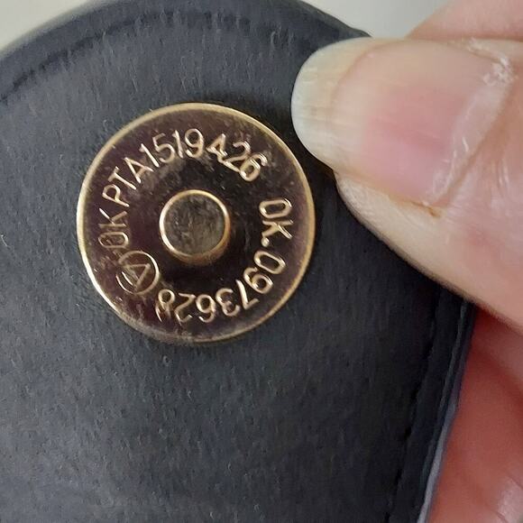 Violet Ray Black Vegan Suede Leather Tooled Medallion Large Wallet - Picture 4 of 6